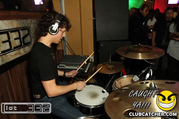 Lot332 nightclub photo 136 - February 11th, 2011