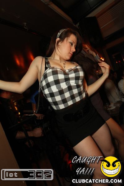 Lot332 nightclub photo 3 - February 11th, 2011