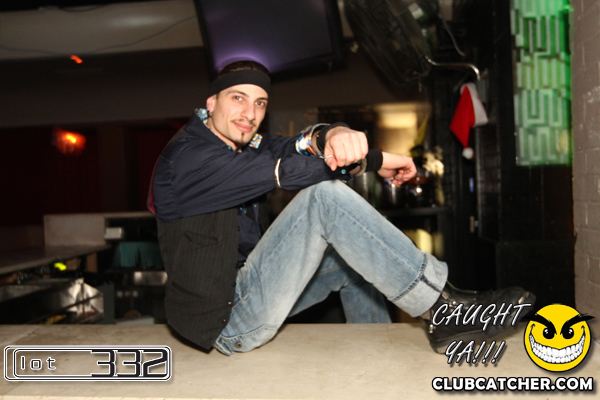 Lot332 nightclub photo 208 - February 11th, 2011