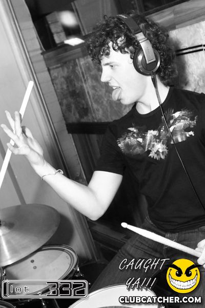 Lot332 nightclub photo 22 - February 11th, 2011