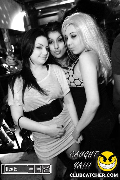 Lot332 nightclub photo 5 - February 11th, 2011