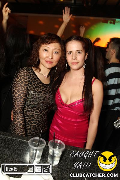 Lot332 nightclub photo 57 - February 11th, 2011
