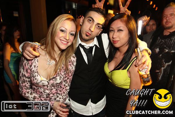 Lot332 nightclub photo 64 - February 11th, 2011