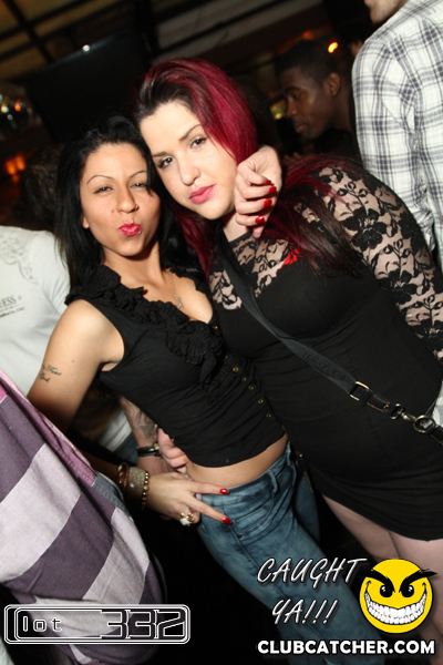 Lot332 nightclub photo 8 - February 11th, 2011