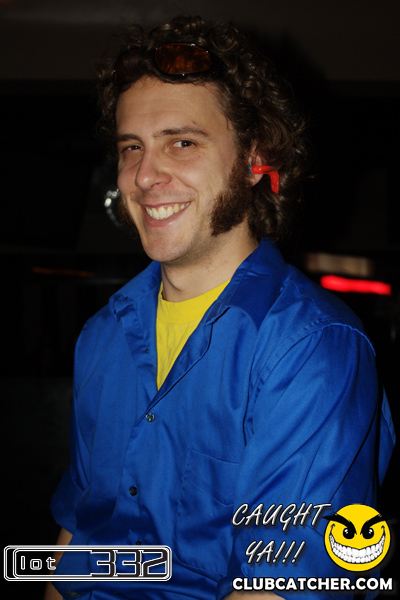 Lot332 nightclub photo 113 - February 12th, 2011