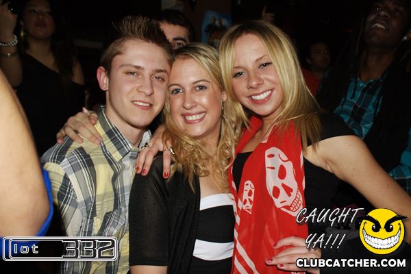 Lot332 nightclub photo 14 - February 12th, 2011