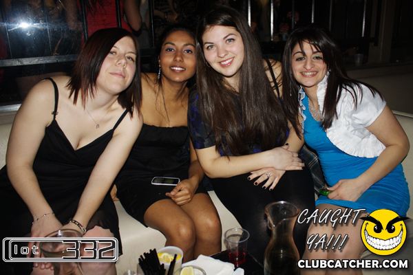 Lot332 nightclub photo 19 - February 12th, 2011