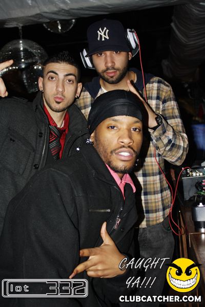 Lot332 nightclub photo 62 - February 12th, 2011