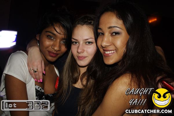 Lot332 nightclub photo 91 - February 12th, 2011