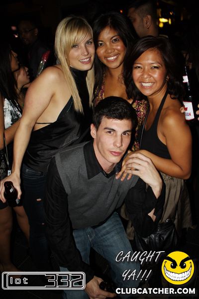 Lot332 nightclub photo 92 - February 12th, 2011