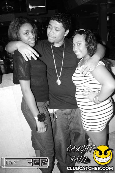 Lot332 nightclub photo 98 - February 12th, 2011