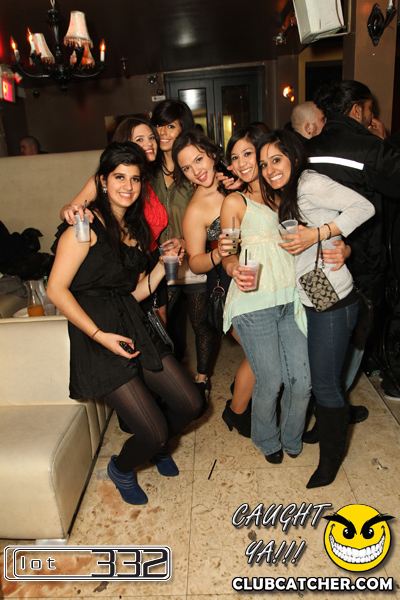 Lot332 nightclub photo 16 - January 21st, 2011