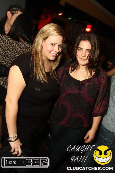 Lot332 nightclub photo 31 - January 21st, 2011