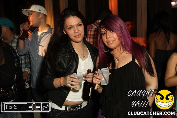 Lot332 nightclub photo 71 - January 21st, 2011