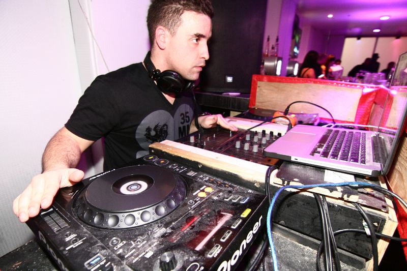 Gravity Soundbar nightclub photo 12 - January 16th, 2015