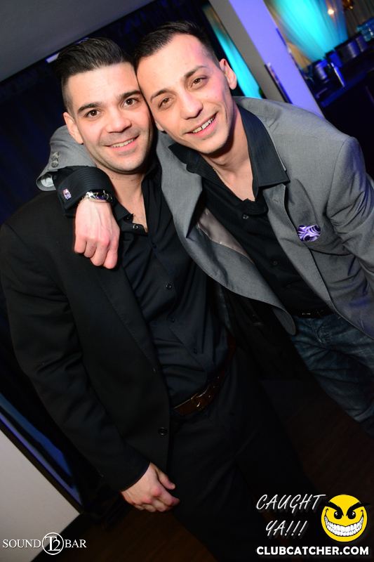 T2 lounge photo 18 - April 4th, 2015