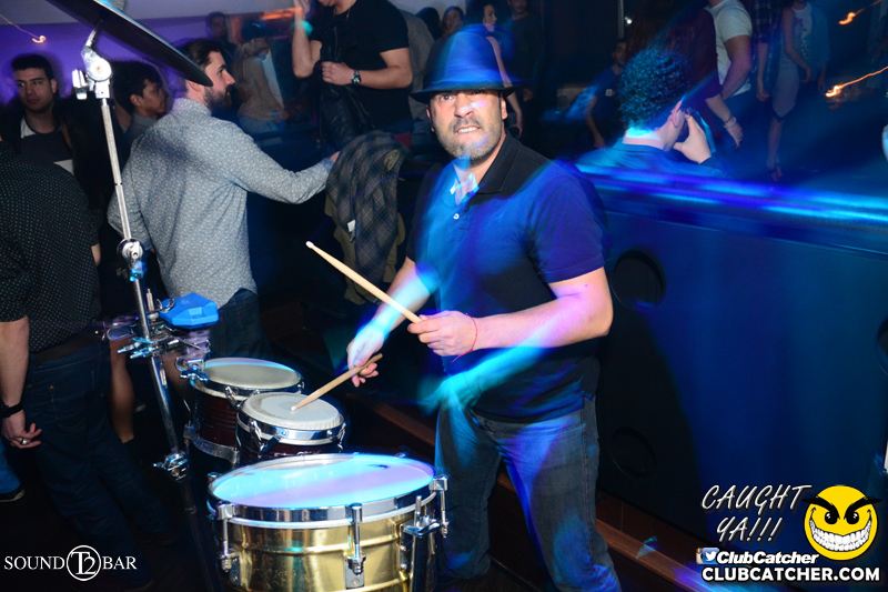 T2 lounge photo 103 - April 9th, 2015