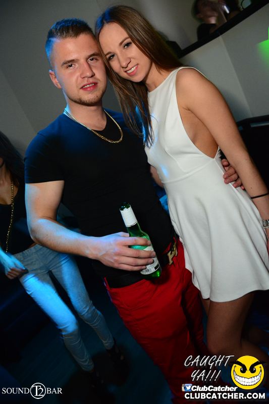 T2 lounge photo 20 - April 9th, 2015