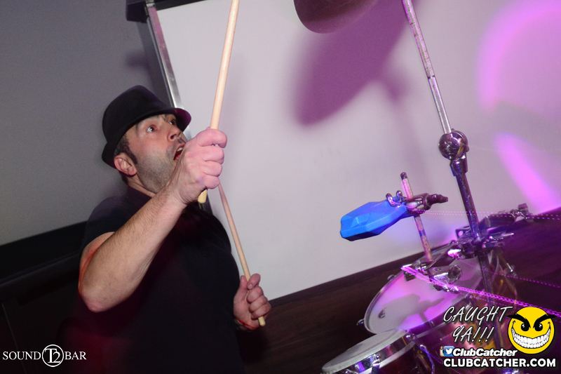 T2 lounge photo 51 - April 9th, 2015