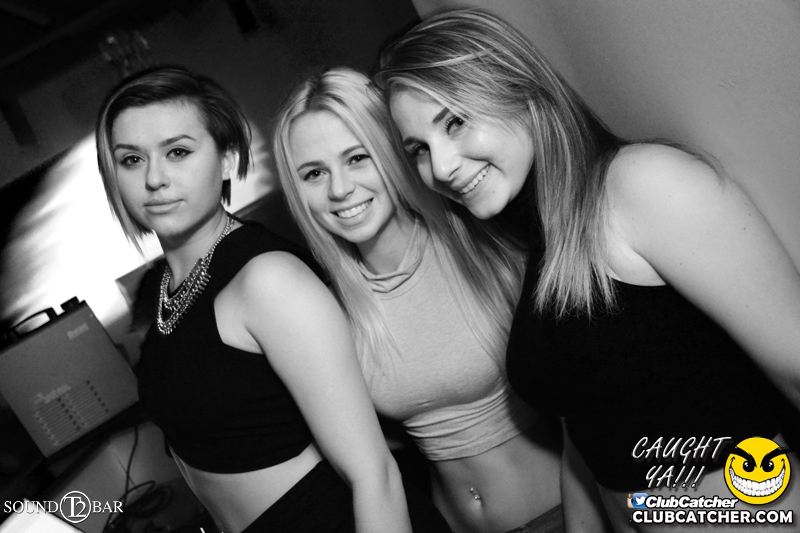 T2 lounge photo 56 - April 9th, 2015