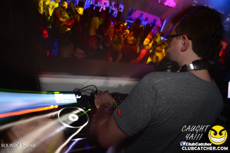 T2 lounge photo 63 - April 9th, 2015