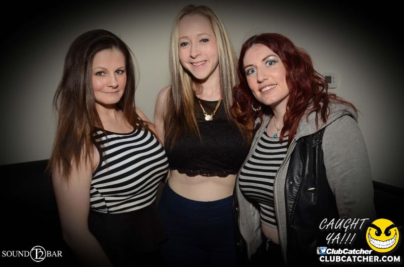 T2 lounge photo 11 - April 10th, 2015