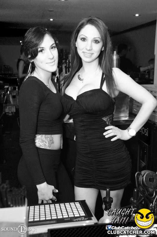 T2 lounge photo 15 - April 10th, 2015