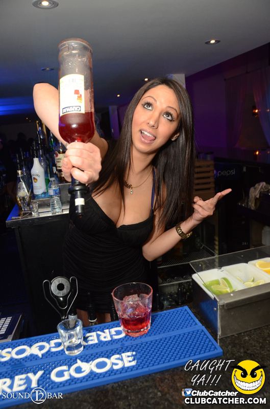 T2 lounge photo 16 - April 10th, 2015