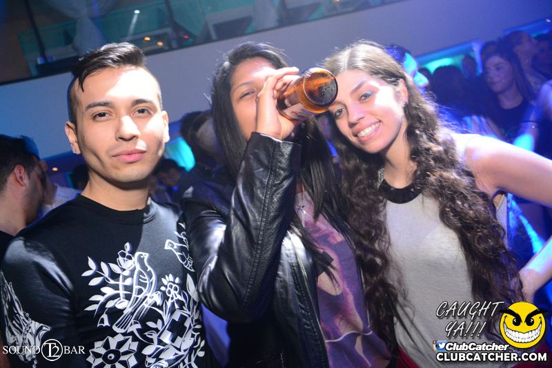 T2 lounge photo 126 - April 16th, 2015