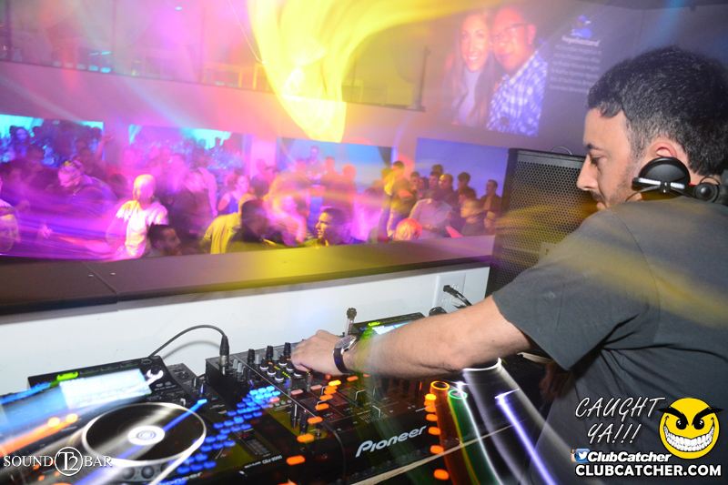 T2 lounge photo 17 - April 16th, 2015