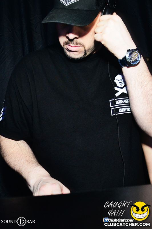 T2 lounge photo 26 - April 16th, 2015