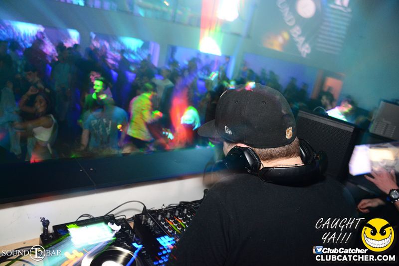 T2 lounge photo 82 - April 16th, 2015