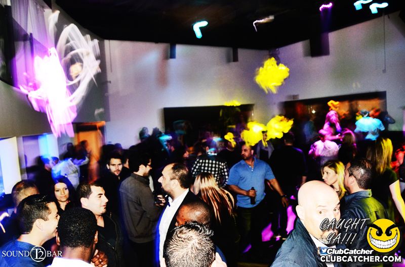 T2 lounge photo 1 - April 17th, 2015