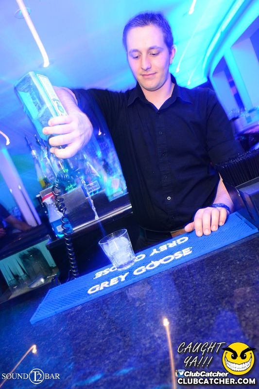 T2 lounge photo 22 - April 18th, 2015