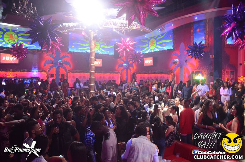 Luxy nightclub photo 1 - April 24th, 2015