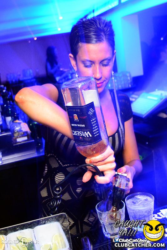 T2 lounge photo 11 - April 24th, 2015