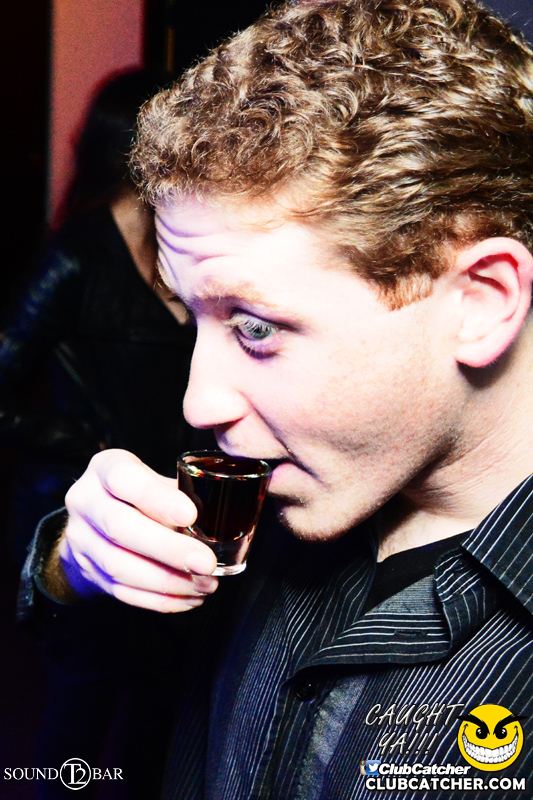 T2 lounge photo 25 - April 24th, 2015