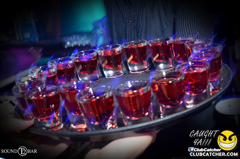 T2 lounge photo 10 - April 24th, 2015