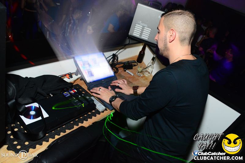 T2 lounge photo 19 - April 30th, 2015