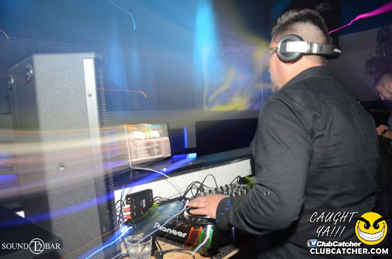 T2 lounge photo 21 - May 1st, 2015