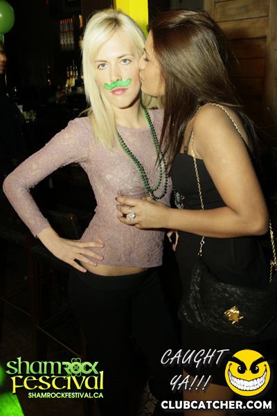 Brassaii lounge photo 103 - March 17th, 2013