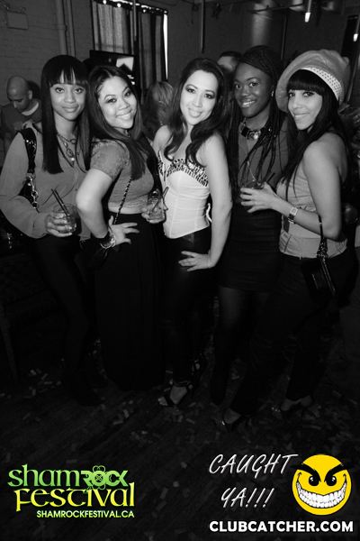 Brassaii lounge photo 412 - March 17th, 2013