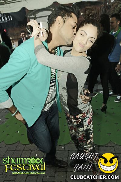 Brassaii lounge photo 421 - March 17th, 2013