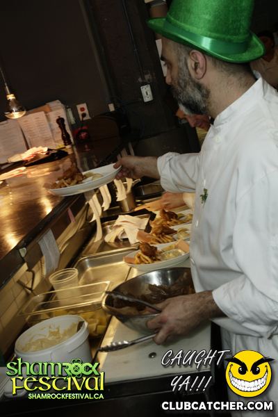 Brassaii lounge photo 422 - March 17th, 2013