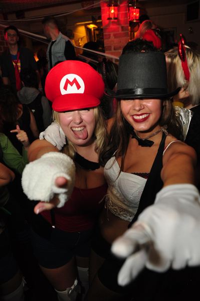 Madison lounge photo 73 - October 31st, 2012