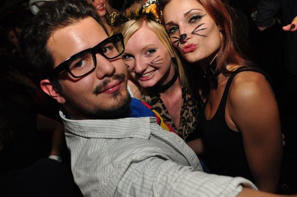 Madison lounge photo 77 - October 31st, 2012