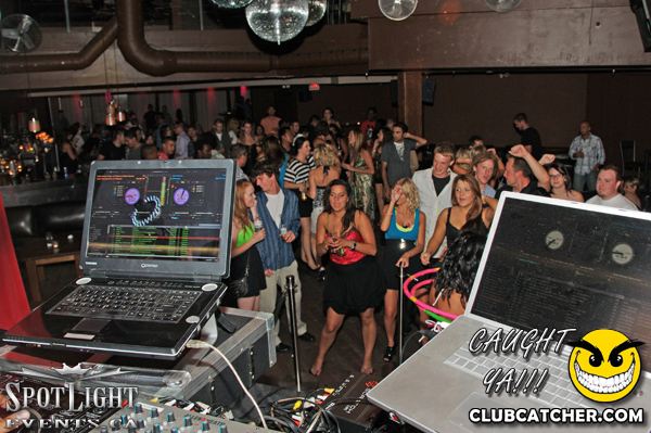 6 Degrees nightclub photo 15 - August 5th, 2011