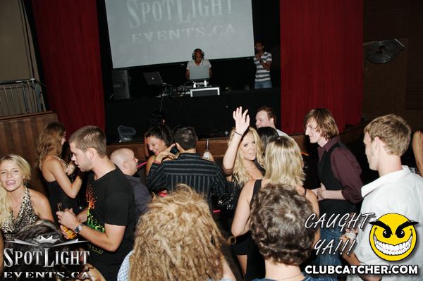 6 Degrees nightclub photo 90 - August 5th, 2011