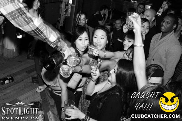 6 Degrees nightclub photo 64 - October 14th, 2011