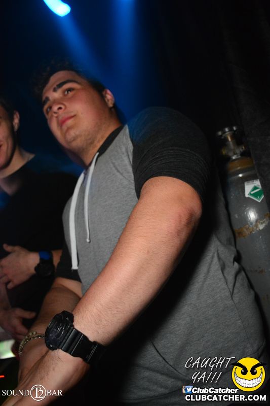 T2 lounge photo 131 - May 7th, 2015